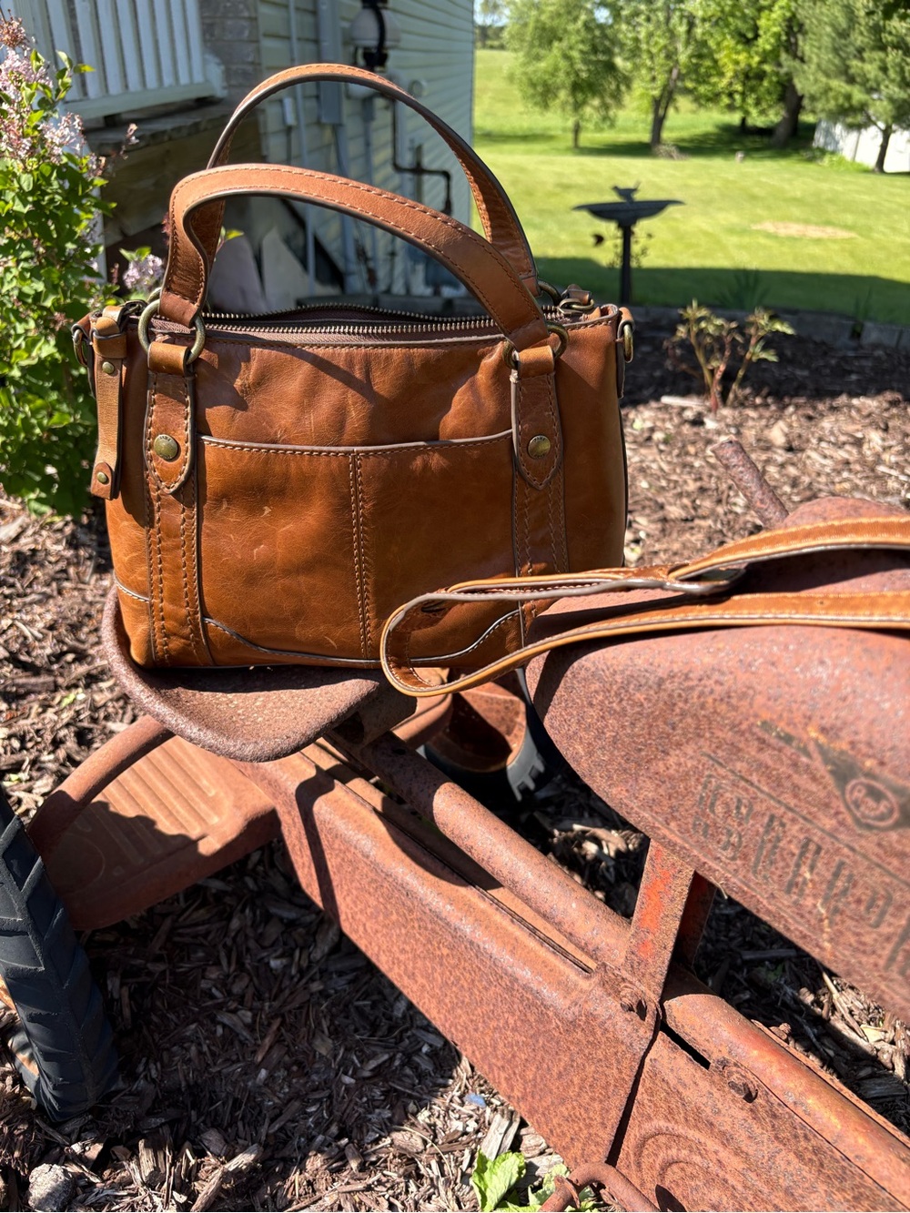 ☀️Frye Melissa Small Tote/ Crossbody☀️ - Picture 2 of 11